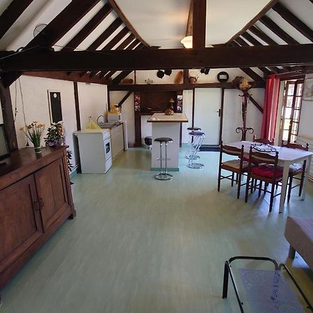 Le Marly'S Villa Wasigny Buitenkant foto