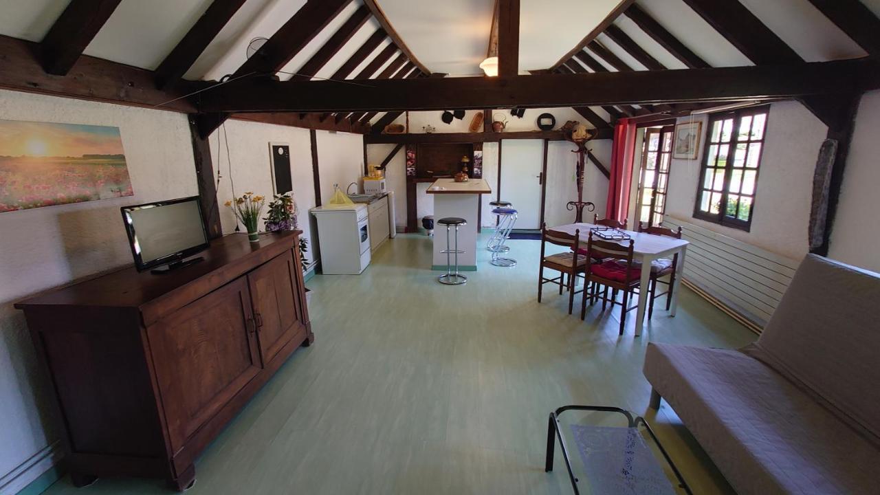 Le Marly'S Villa Wasigny Buitenkant foto
