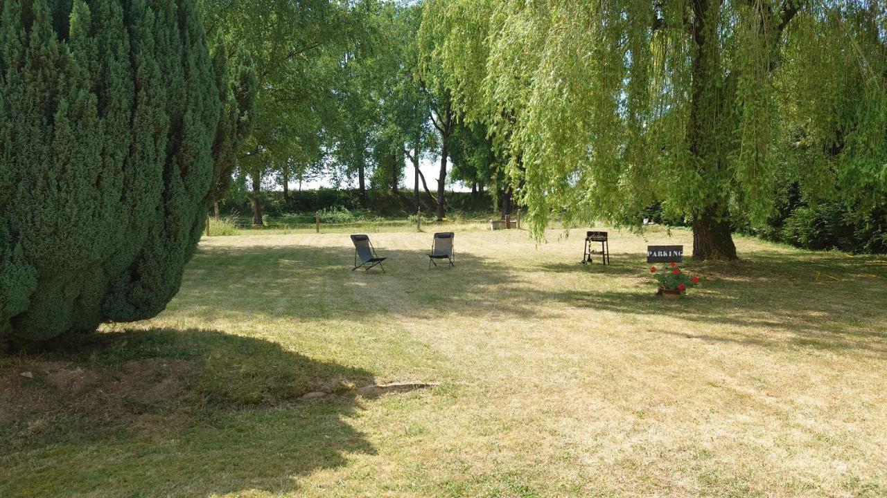 Le Marly'S Villa Wasigny Buitenkant foto