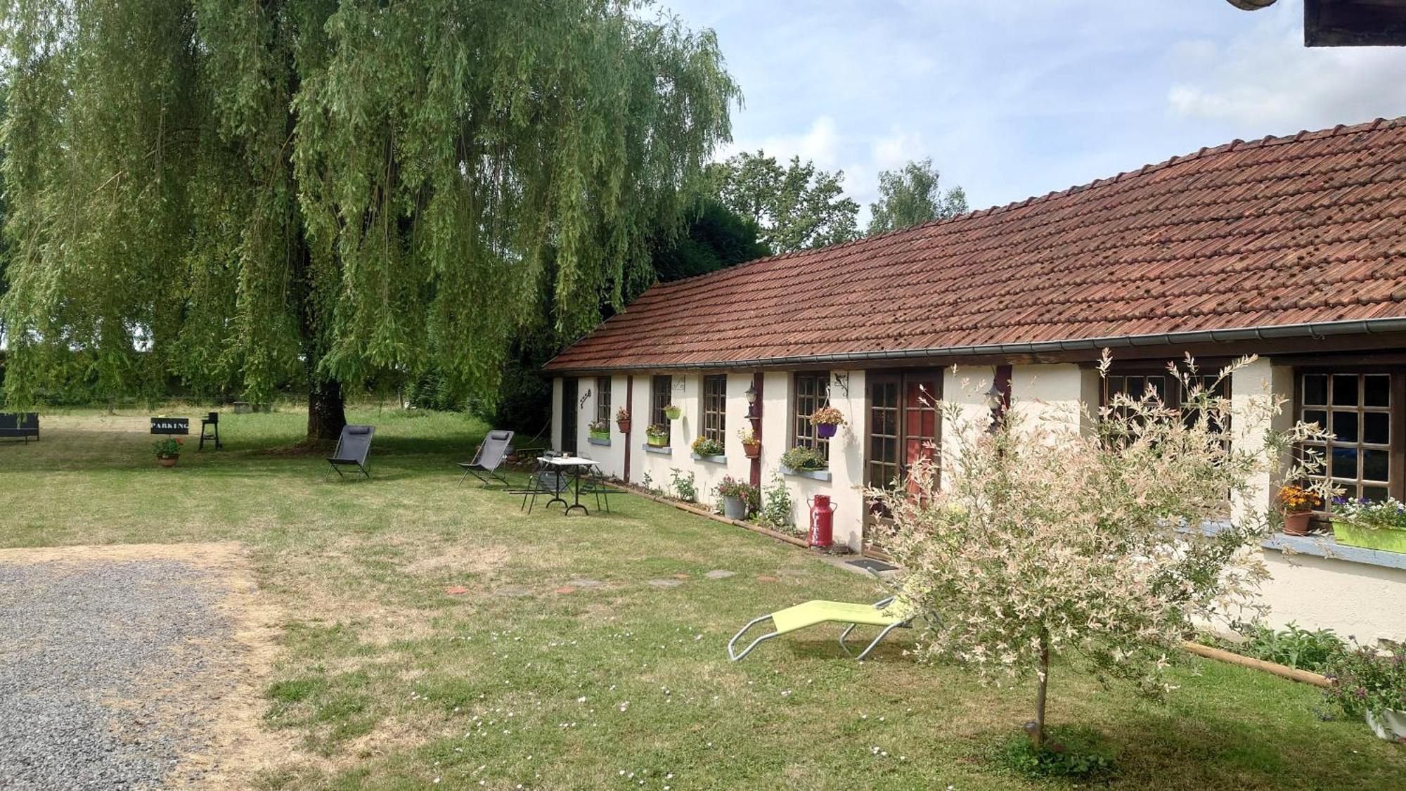 Le Marly'S Villa Wasigny Buitenkant foto